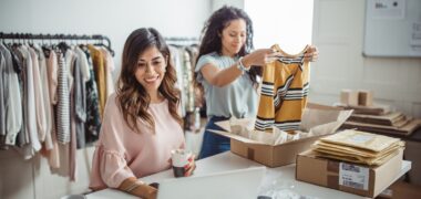 Why Retailers Should Act Now to Create a Seamless Commerce Experience in 2023